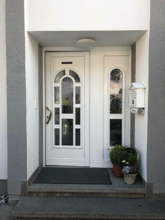 Ferienwohnung Messewohnung München Ost Forstern Exterior foto