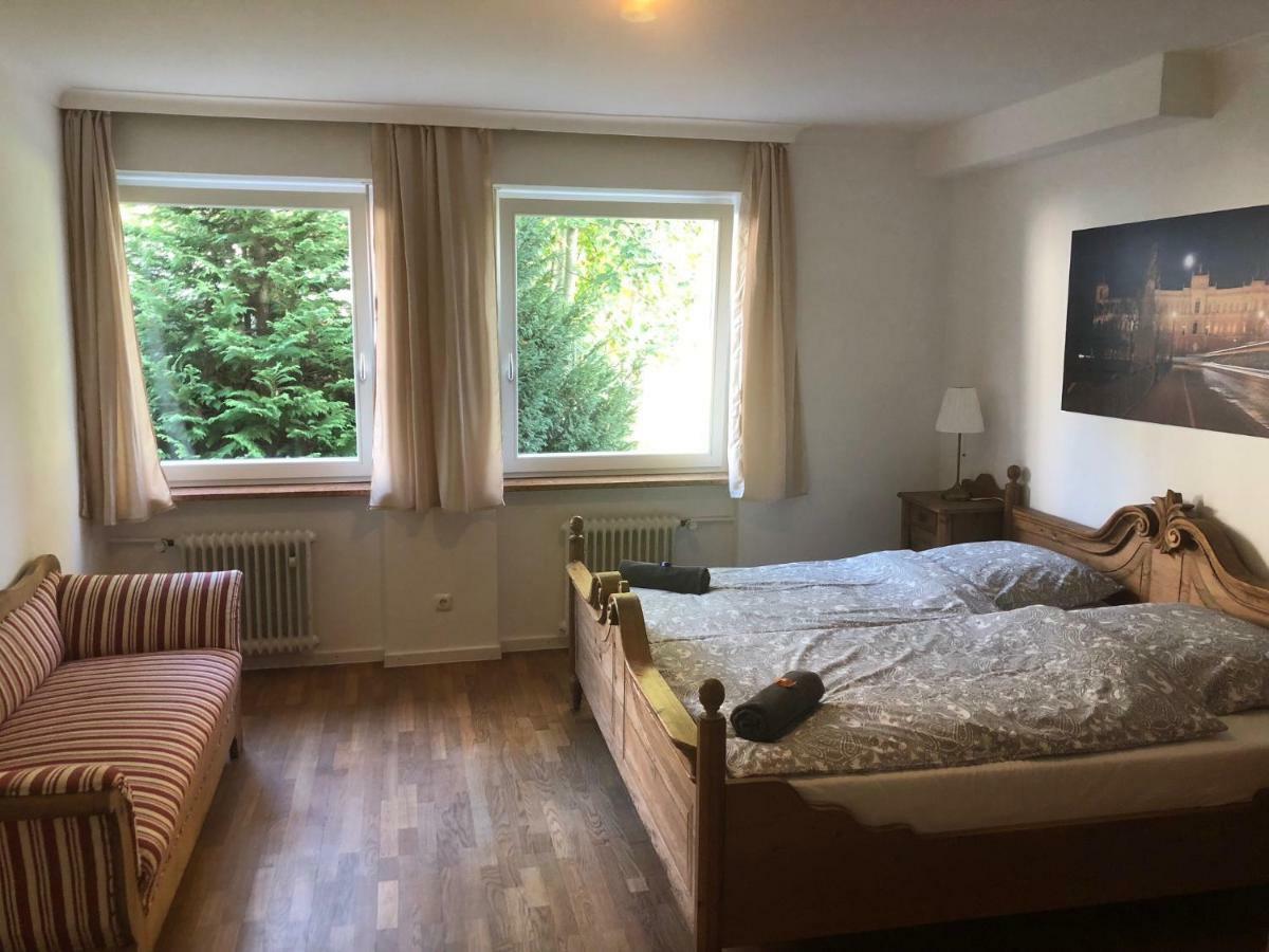 Ferienwohnung Messewohnung München Ost Forstern Exterior foto